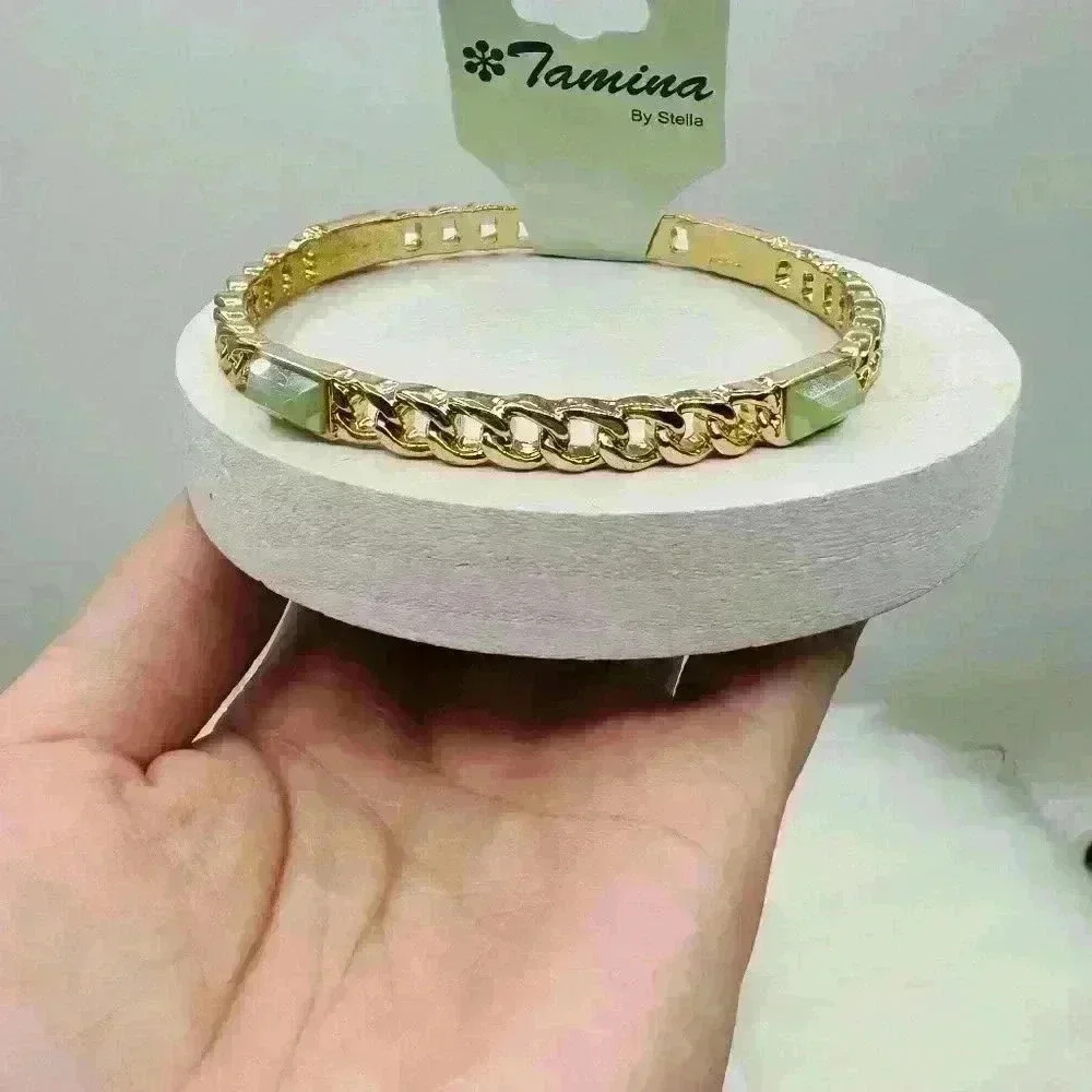 The Green and Gold Bangle Bracelet - Picture 3 of 6